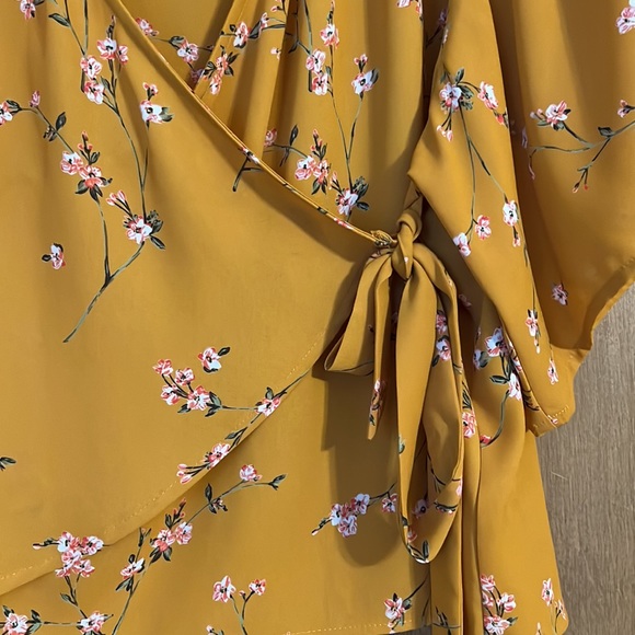 Express Floral Wrap Blouse - Picture 2 of 5